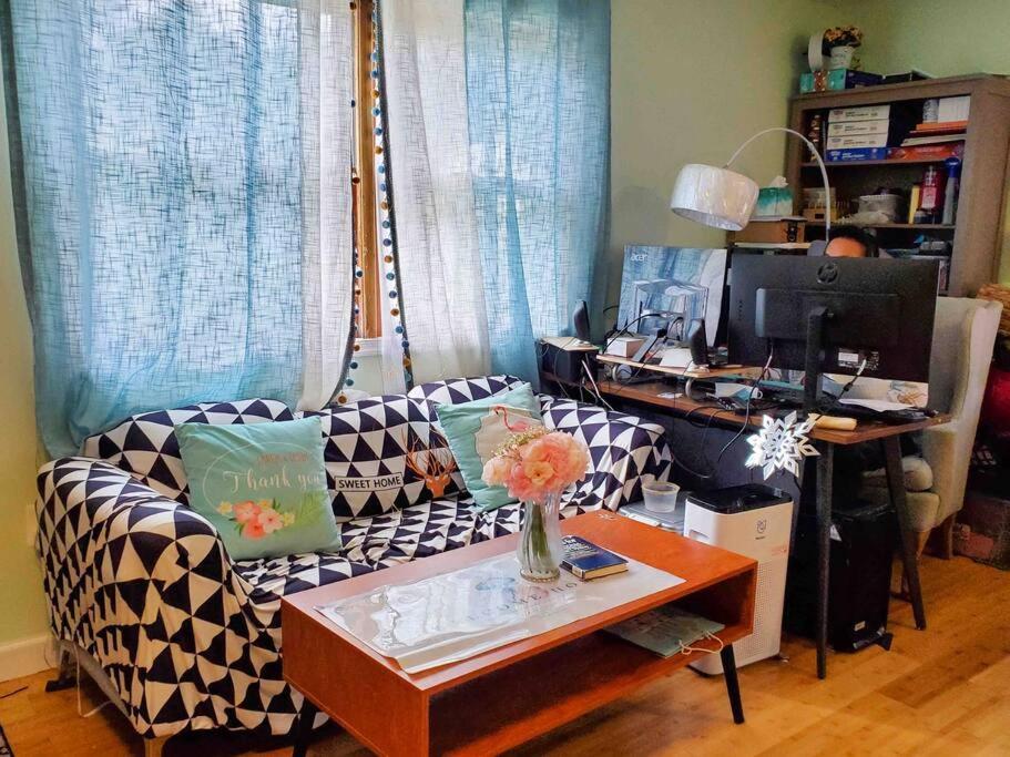 5 Star Room/Close To Town Center And Everything/5 Min Walk Metro Rockville Luaran gambar